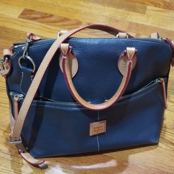 COPY - Dooney&Bourke Purse - Picture 3 of 4